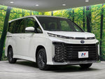 VOXY HYBRID 4WD