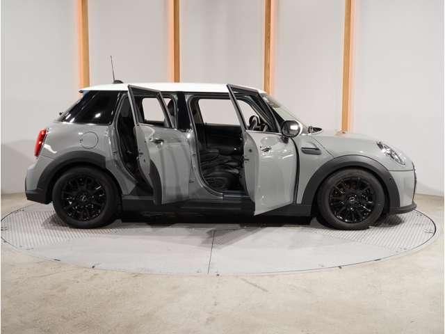 MINI COOPER D 5DOOR