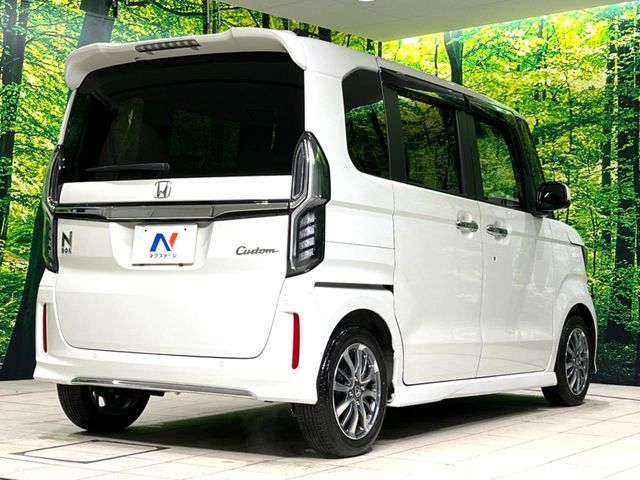 N BOX CUSTOM