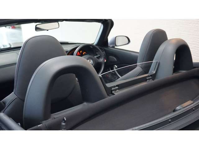 S2000
