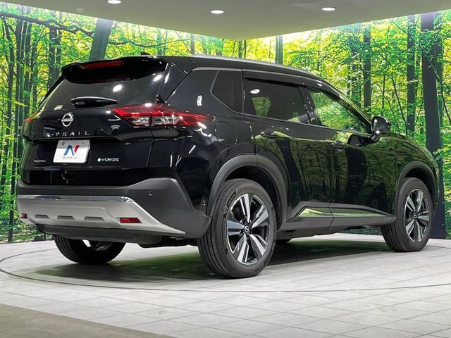 X-TRAIL HYBRID 4WD