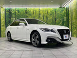CROWN sedan hybrid 4WD