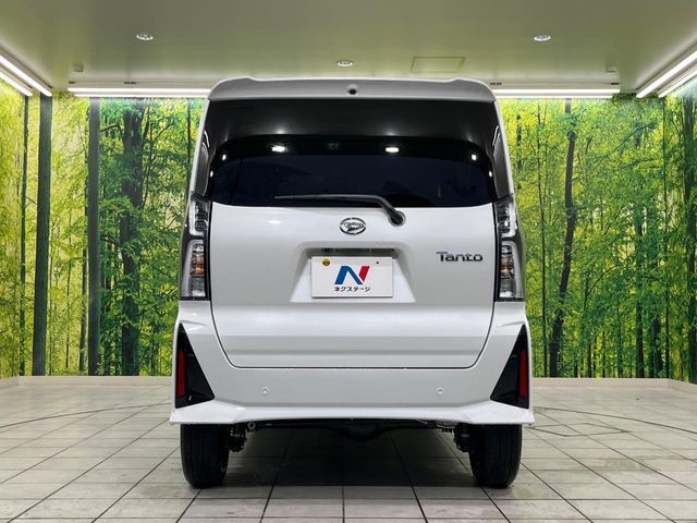 TANTO FAN CROSS 4WD