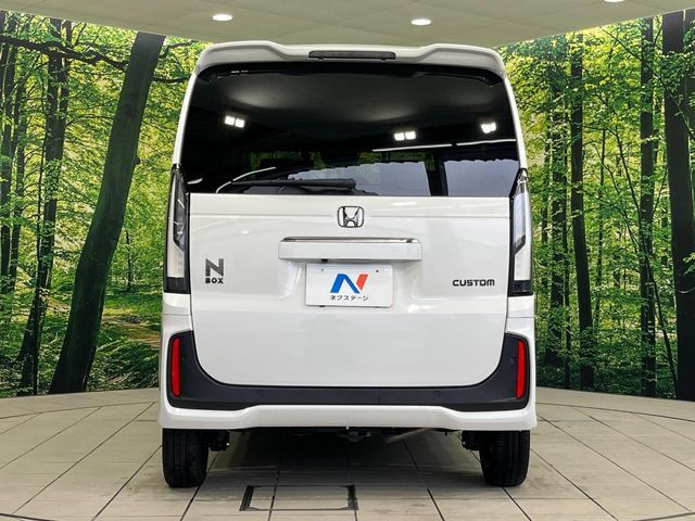 N BOX CUSTOM 4WD