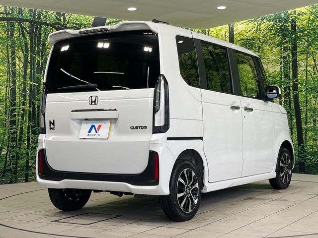 N BOX CUSTOM 4WD