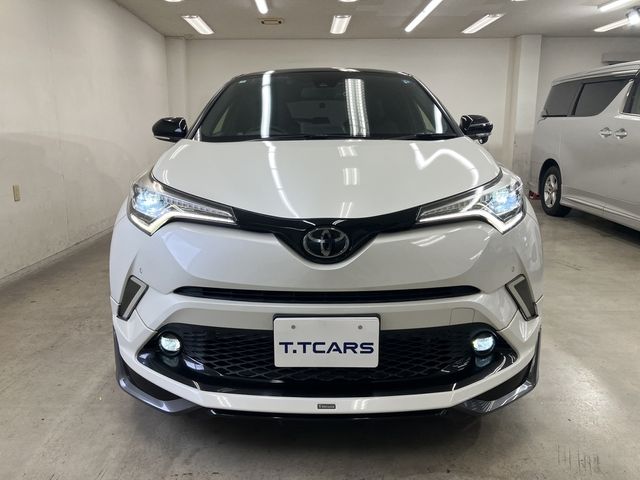 C-HR 4WD