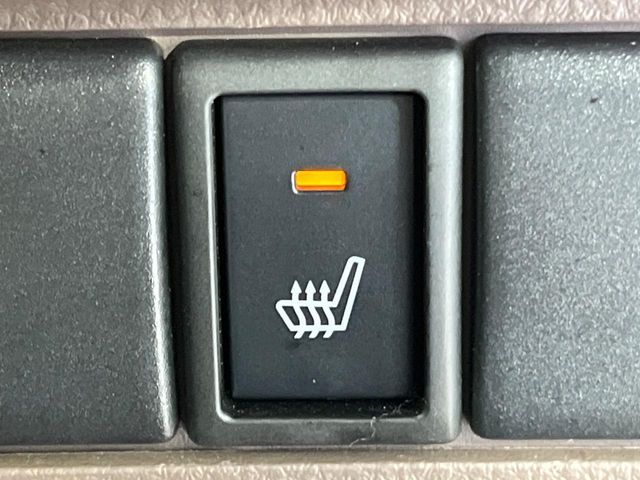 MR WAGON Wit 4WD