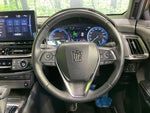 CROWN sedan hybrid
