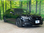 CROWN sedan hybrid