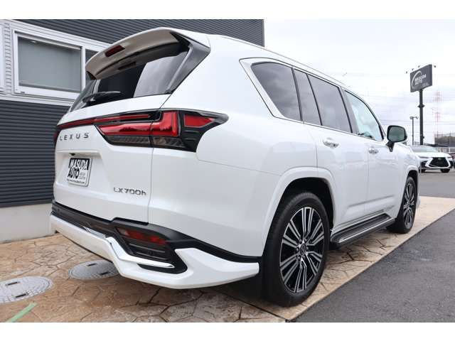 LEXUS LX700h