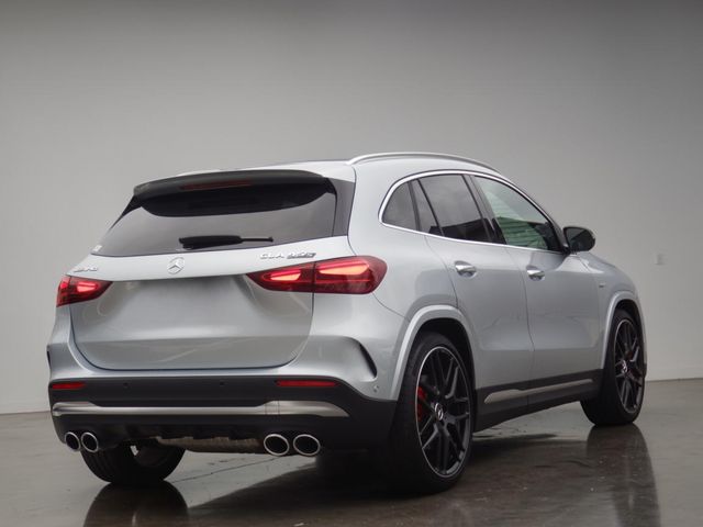 MERCEDES AMG GLA class