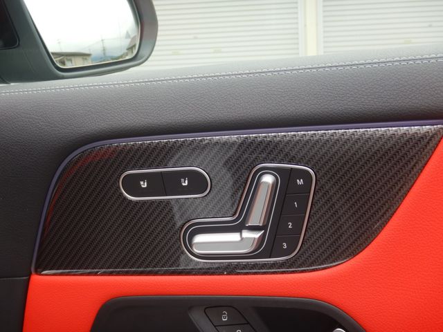 MERCEDES AMG GLA class