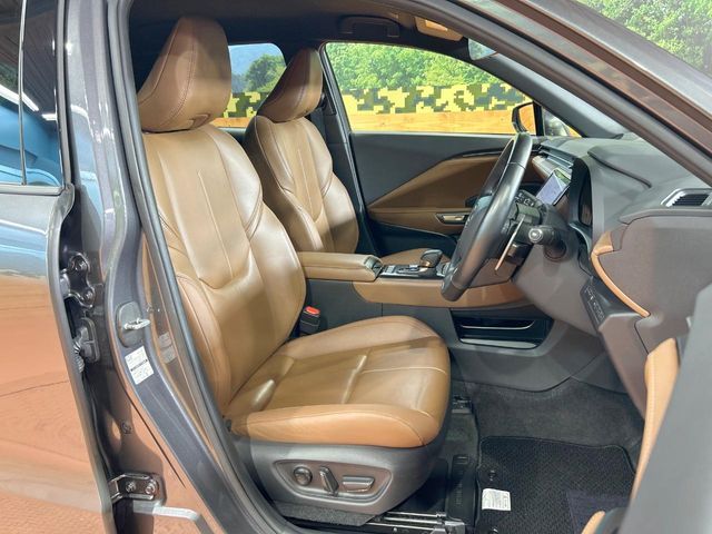LEXUS LBX