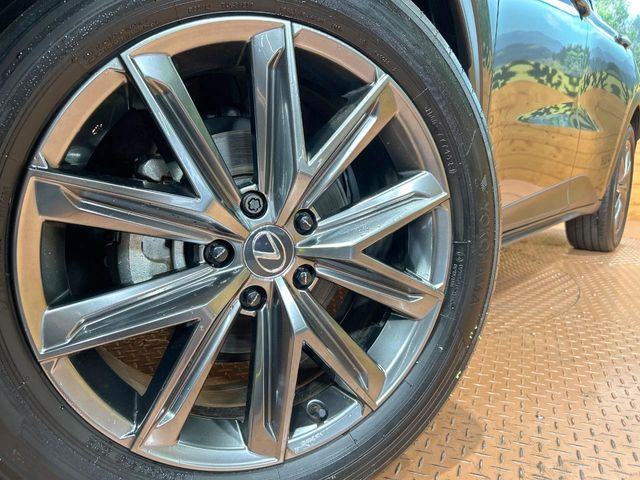 LEXUS LBX