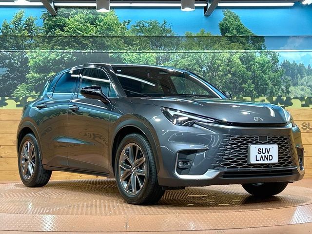 LEXUS LBX