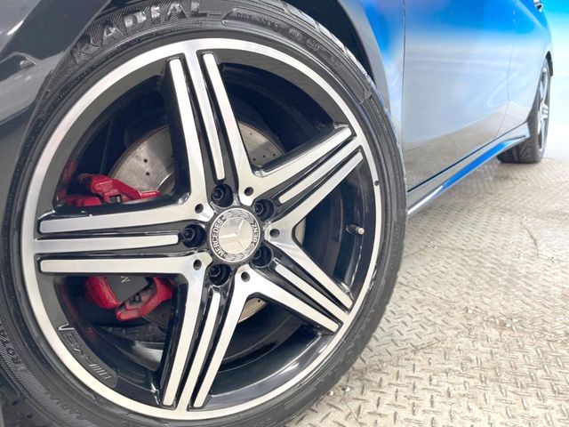 MERCEDES BENZ CLA Shooting Brake