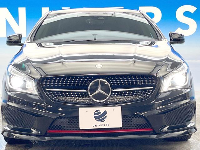 MERCEDES BENZ CLA Shooting Brake