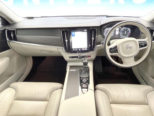 VOLVO V90 CROSS COUNTRY