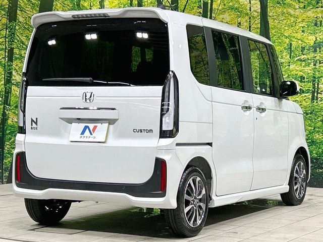 N BOX CUSTOM