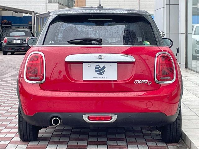 MINI COOPER D 5DOOR