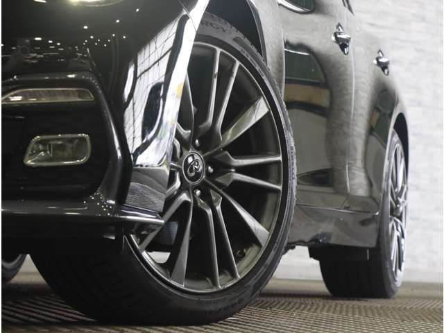 SKYLINE