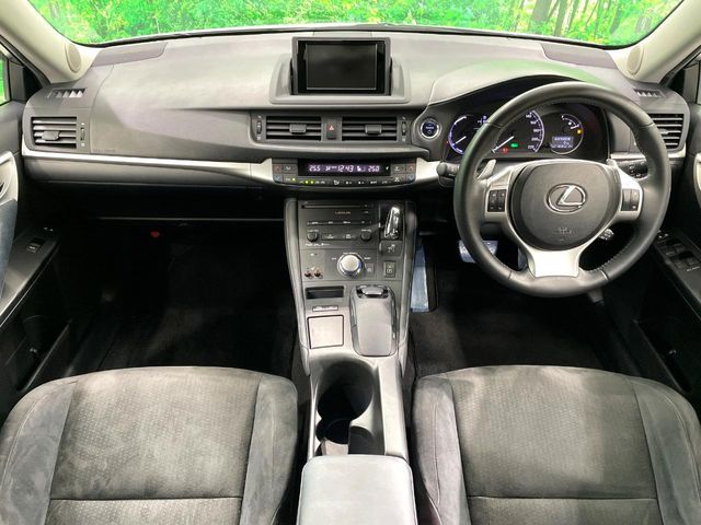 LEXUS CT200h