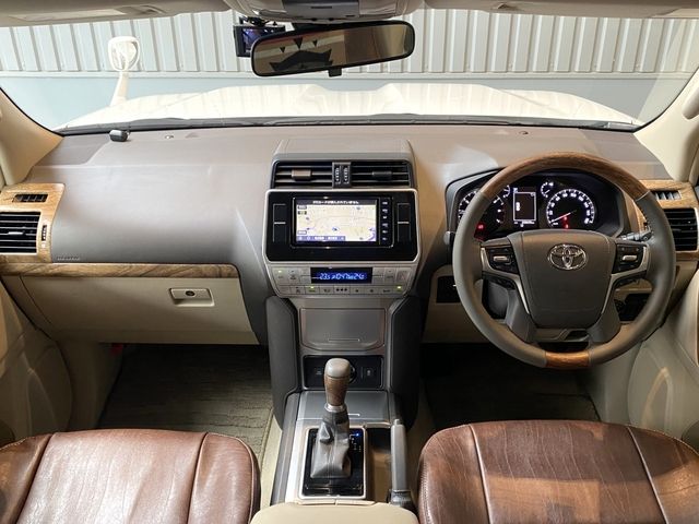 LANDCRUISER PRADO