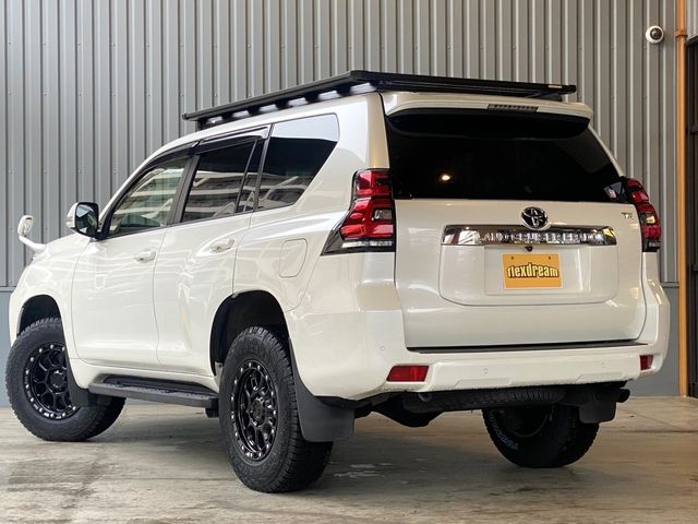 LANDCRUISER PRADO