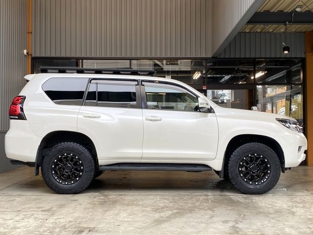 LANDCRUISER PRADO