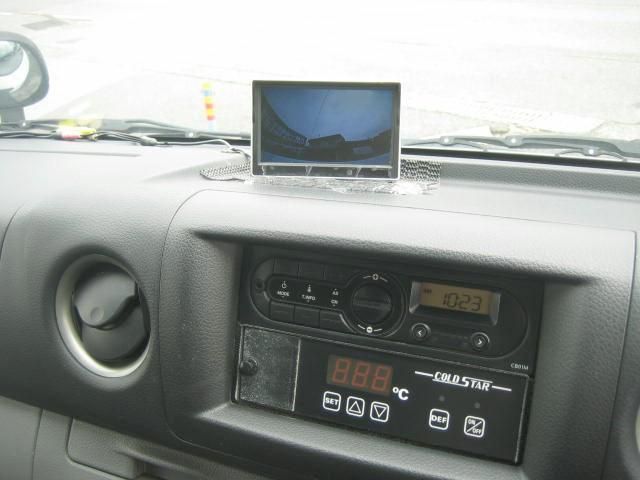 CARAVAN van 2WD