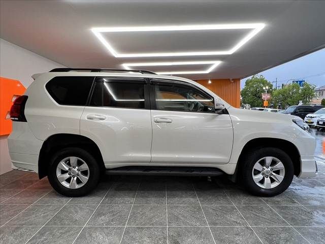 LANDCRUISER PRADO