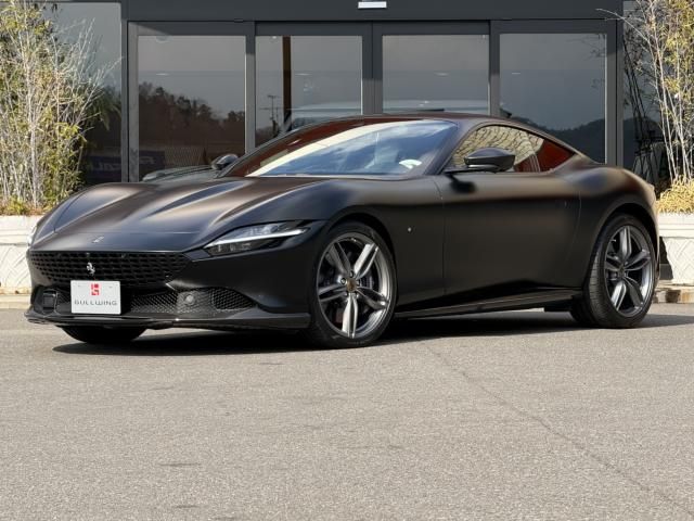 FERRARI Roma
