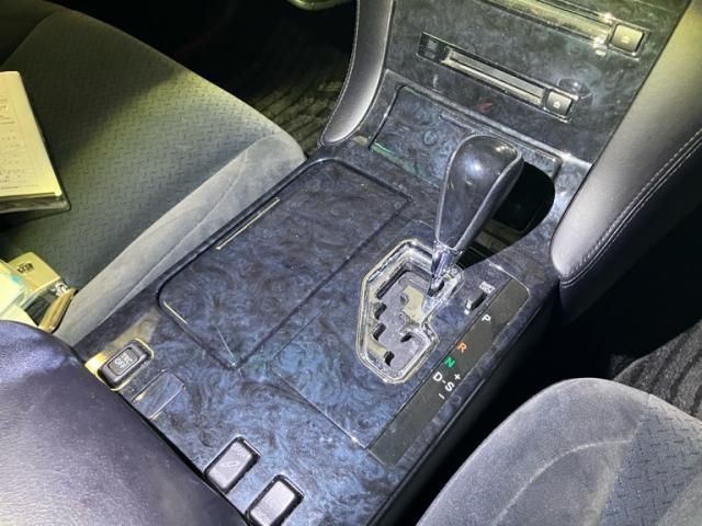 CROWN sedan