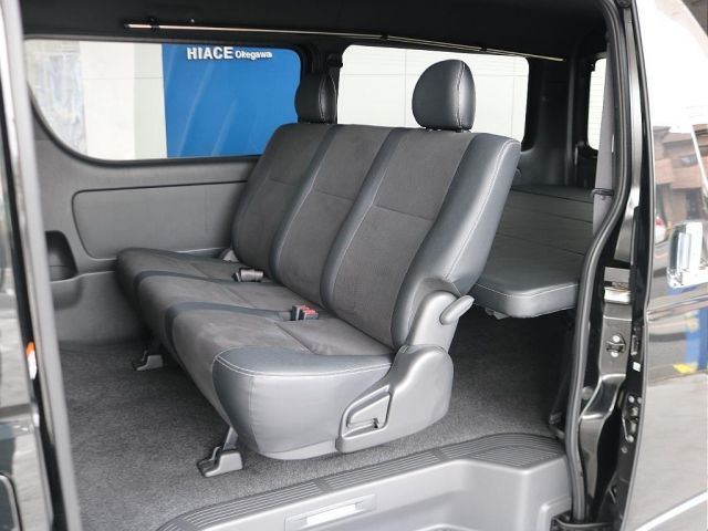 HIACE van 4WD
