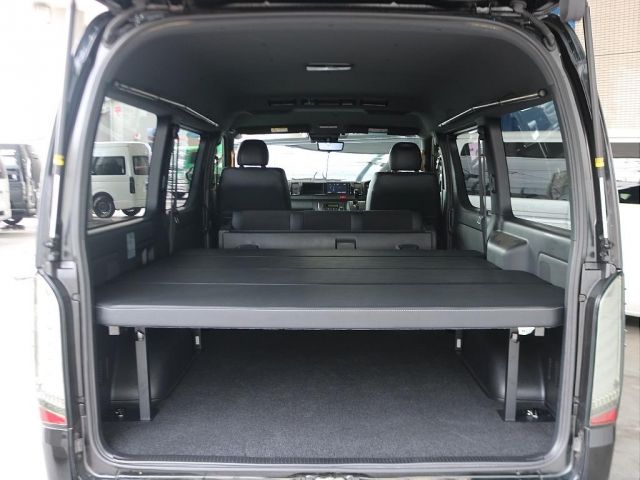HIACE van 4WD