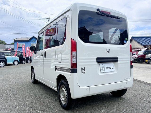 N-VAN