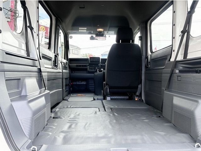 N-VAN