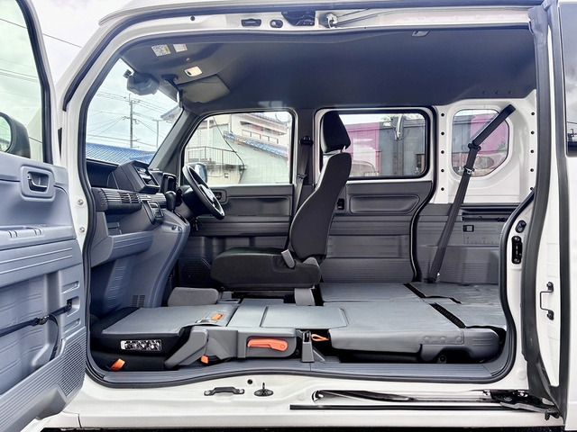 N-VAN