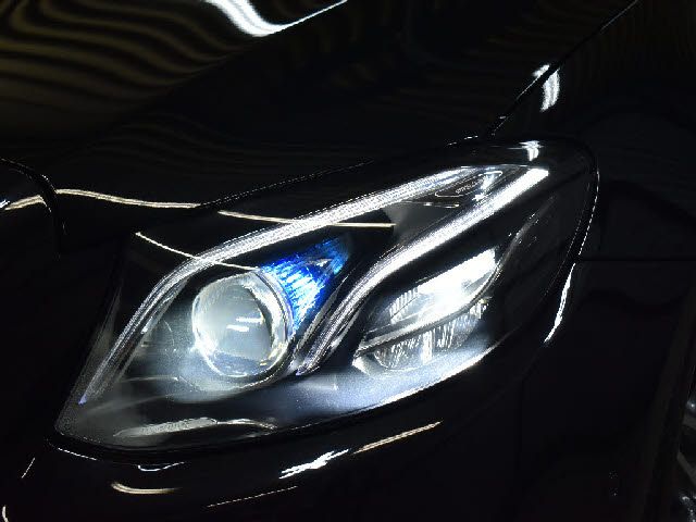 MERCEDES BENZ E class coupe