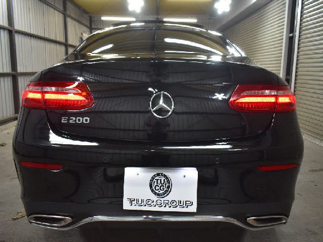 MERCEDES BENZ E class coupe