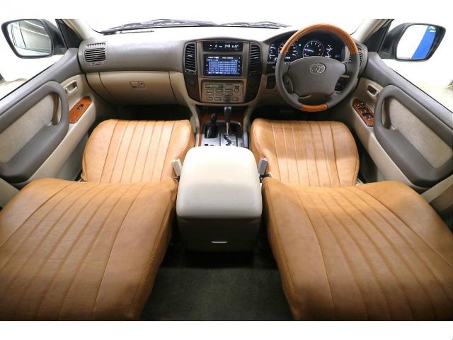 LANDCRUISER wagon