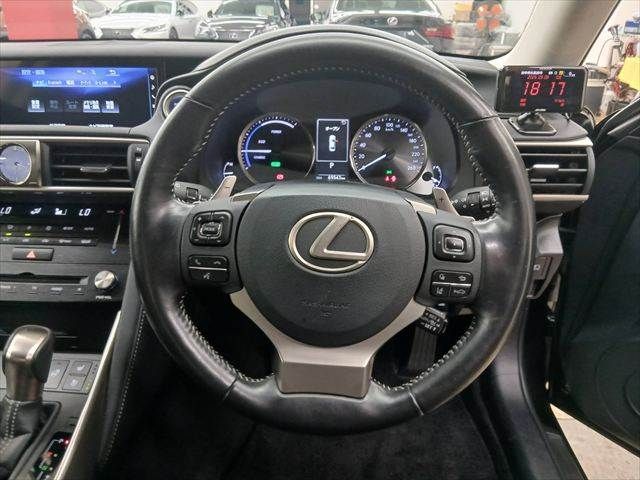 LEXUS IS300h AWD