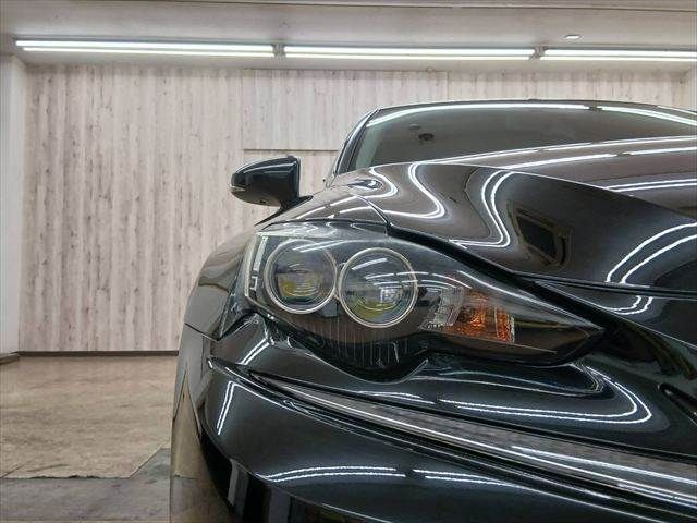 LEXUS IS300h