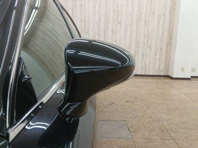 LEXUS IS300h