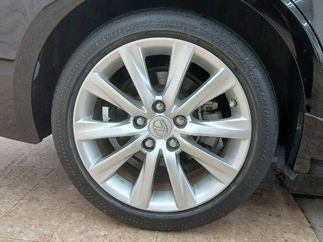 LEXUS IS300h