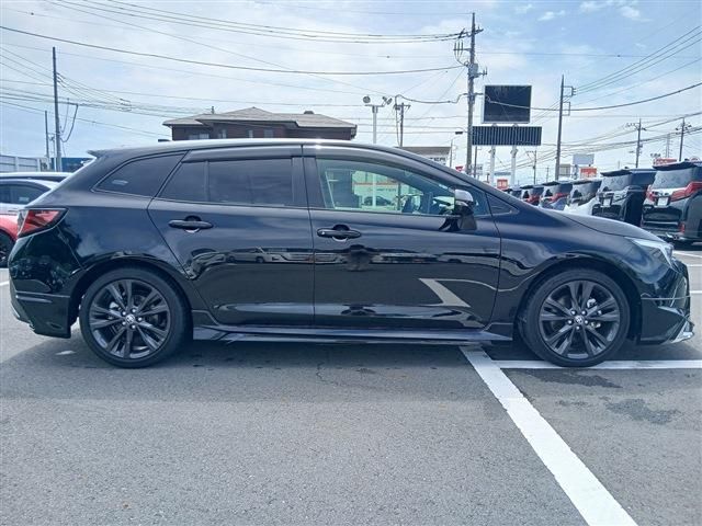 COROLLA TOURING HYBRID