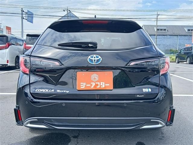 COROLLA TOURING HYBRID