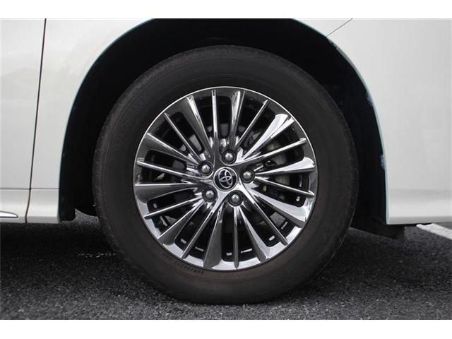 ALPHARD hybrid 4WD