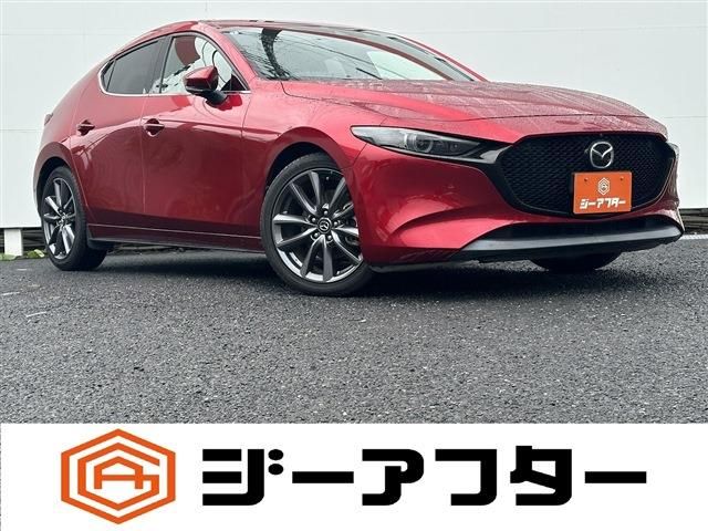 MAZDA3 FASTBACK