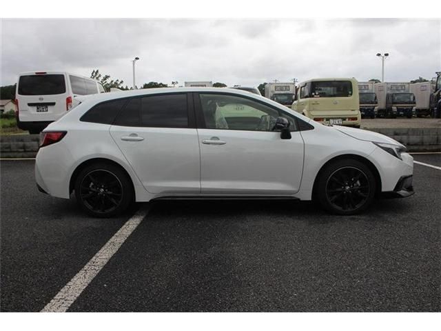 COROLLA TOURING HYBRID